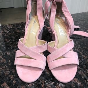 splendid fergie lace up sandal